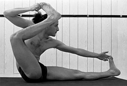 Centre Nataraja - Ecole de Yoga a Nice - Akaradahurasana